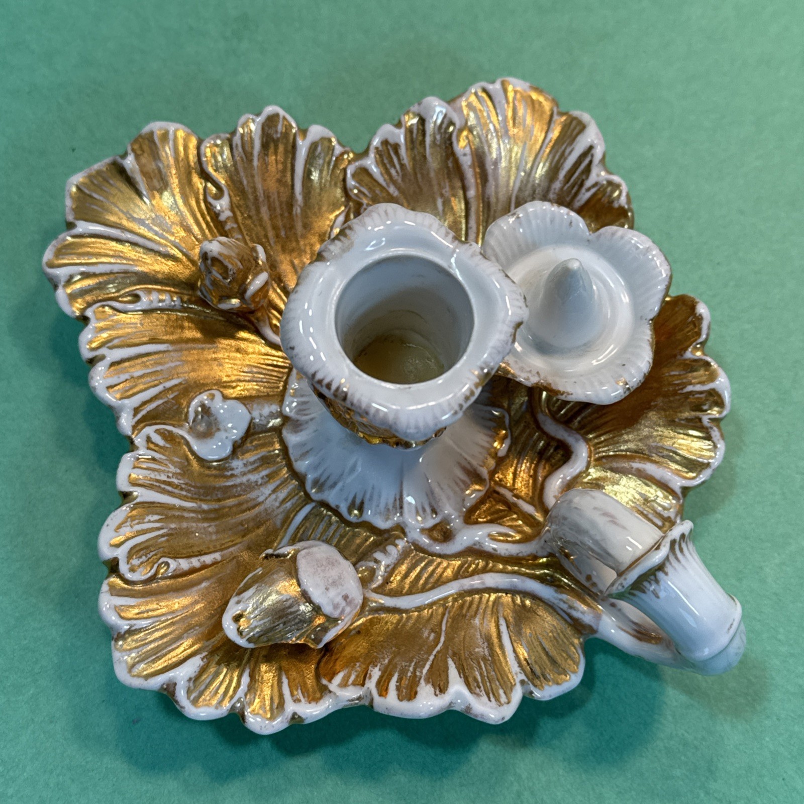 Meissen Figural Leaf Gold Gilt Chamber Stick Candle Holder antique rococo Chip