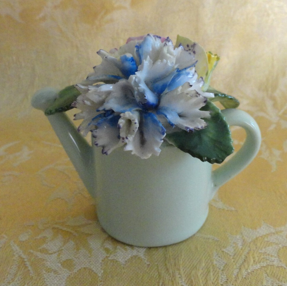 Pair of Radnor Fine Bone China England Flowers Pot and Cup Shape Baskets