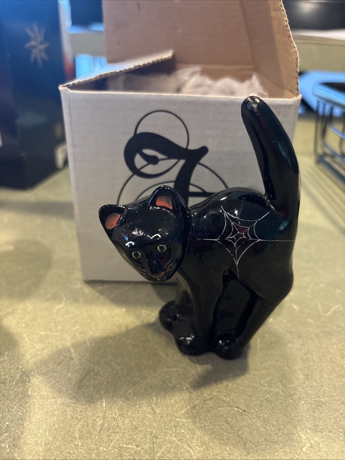 Vintage Fenton Glass Black Scaredy Cat Kitten Halloween Spiderweb Box Signed