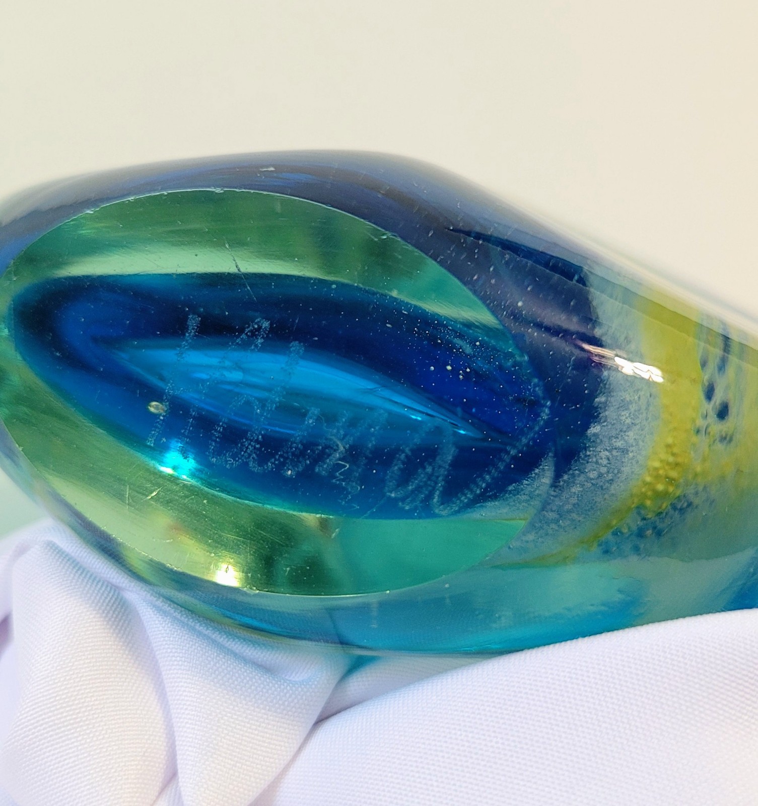 Stunning Vintage Mdina Studio Sand & Sea ‘Lollipop’ Art Glass Vase -Signed -7″H