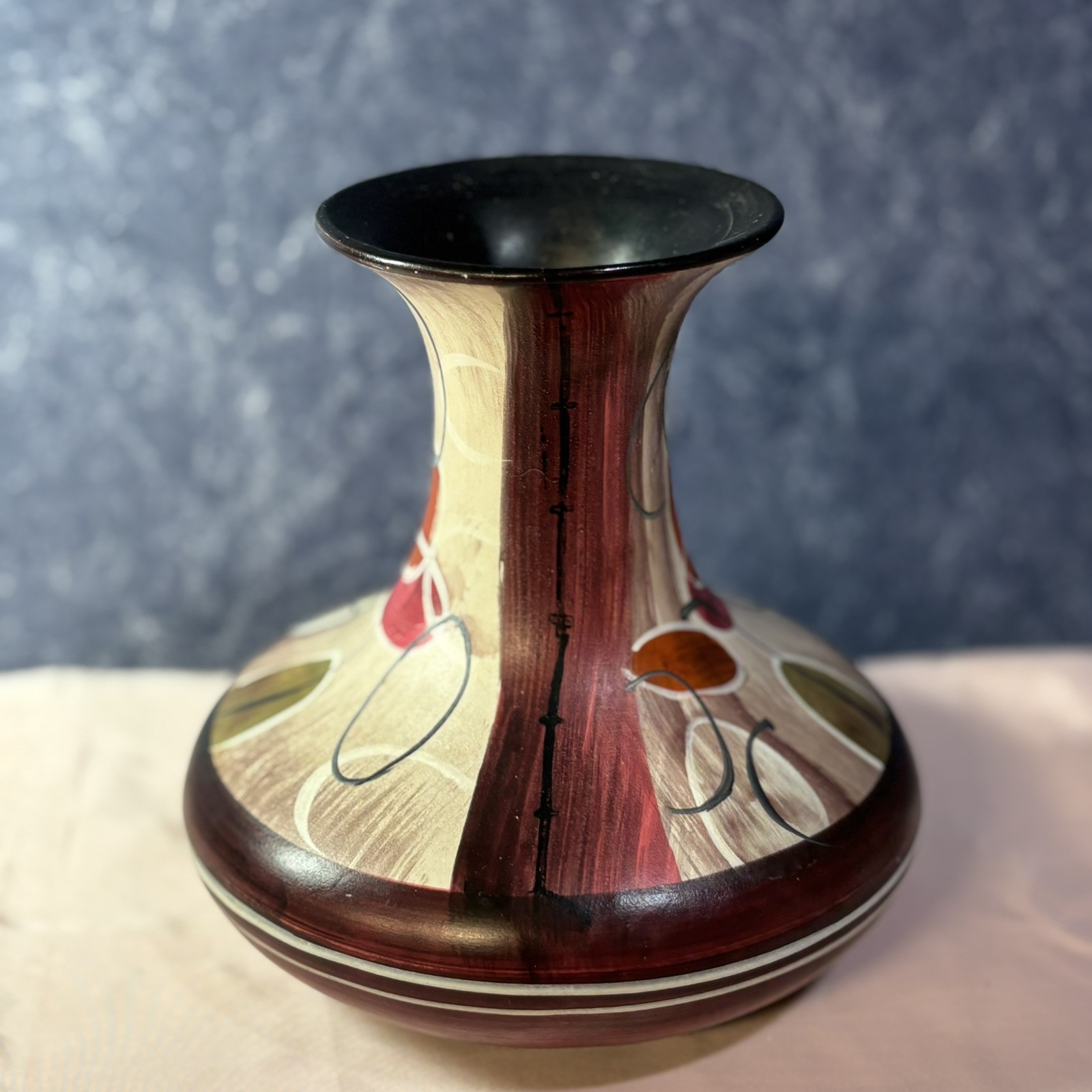 Ceramic vase, wide base, brown earth tones swirls 6 inch tall 2067i