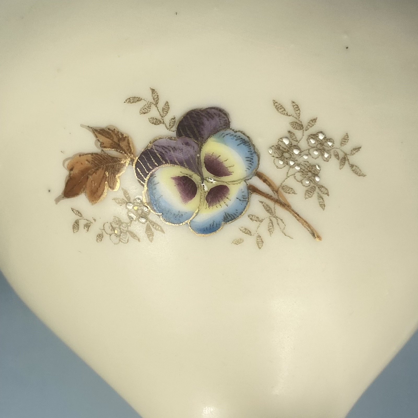 Beautiful Antique Victoria Carlsbad Austria Hand-Painted Ruffled Ewer ~ Nice!