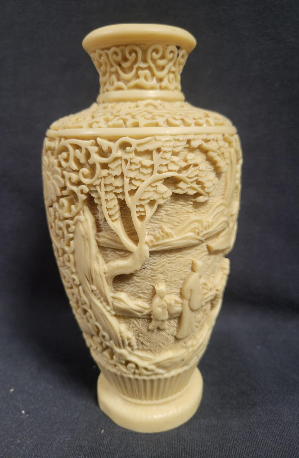 VINTAGE Norleans Hand Carved Signed Vase Made In Italy Japanese Garden Style 8″