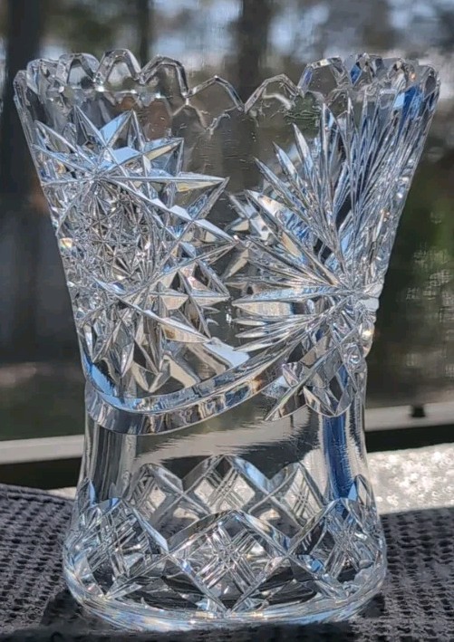 Vintage Cut Crystal Glass Vase Sawtooth Rim Wide Opening Star Sunburst Brilliant