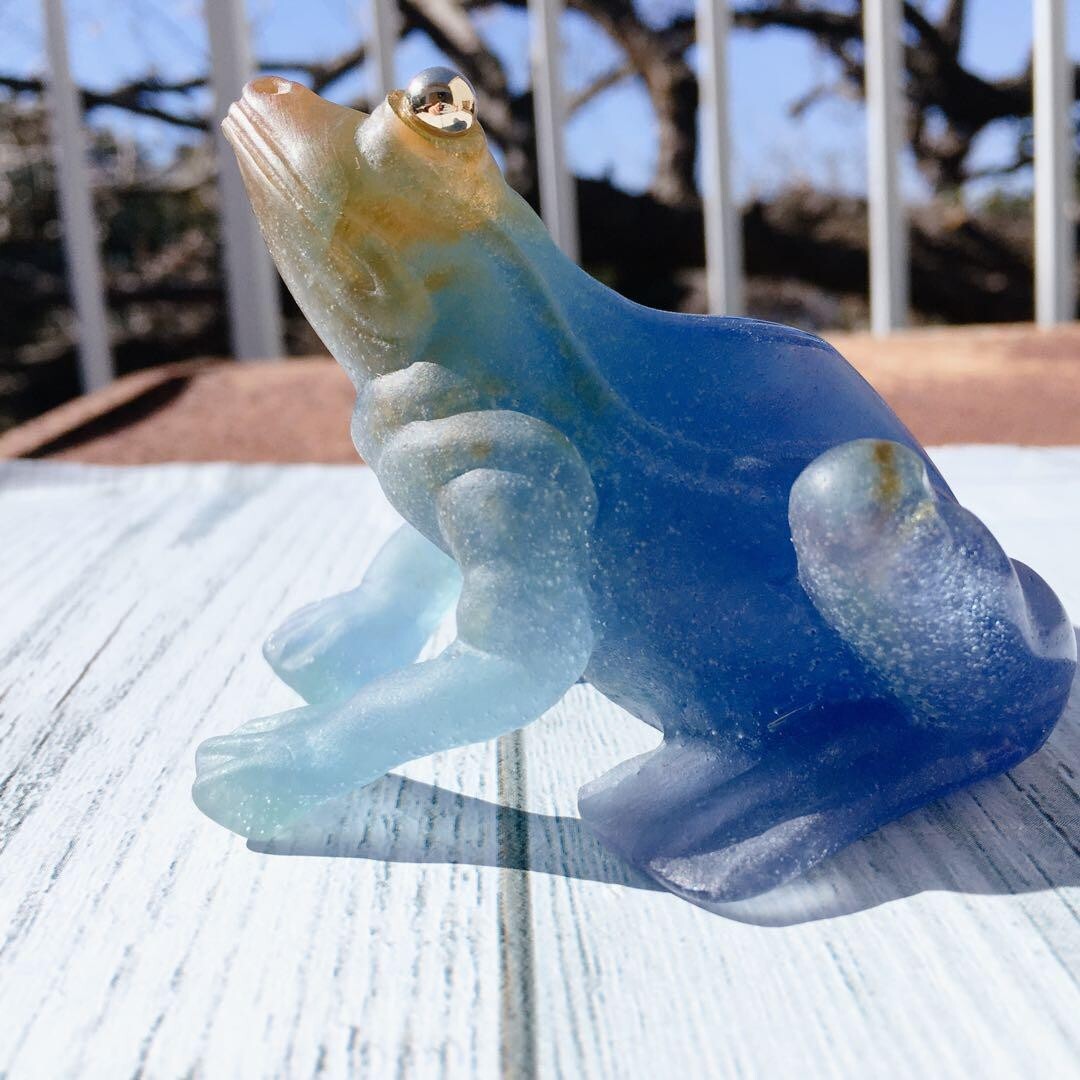 Daum France Crystal Glass Frog Figurine Blue W 3.1 x H 2.3 x D 3.1 in