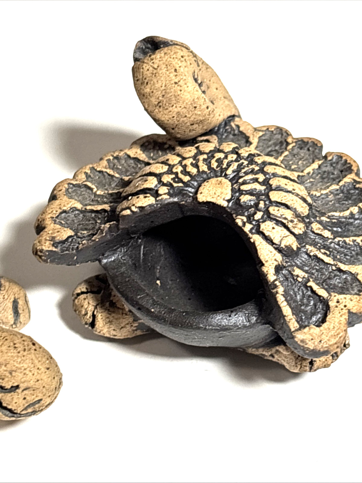 VTG Artisan Clay Turtle Trinket Box – Signed Peruvian Folk Art Stash Container