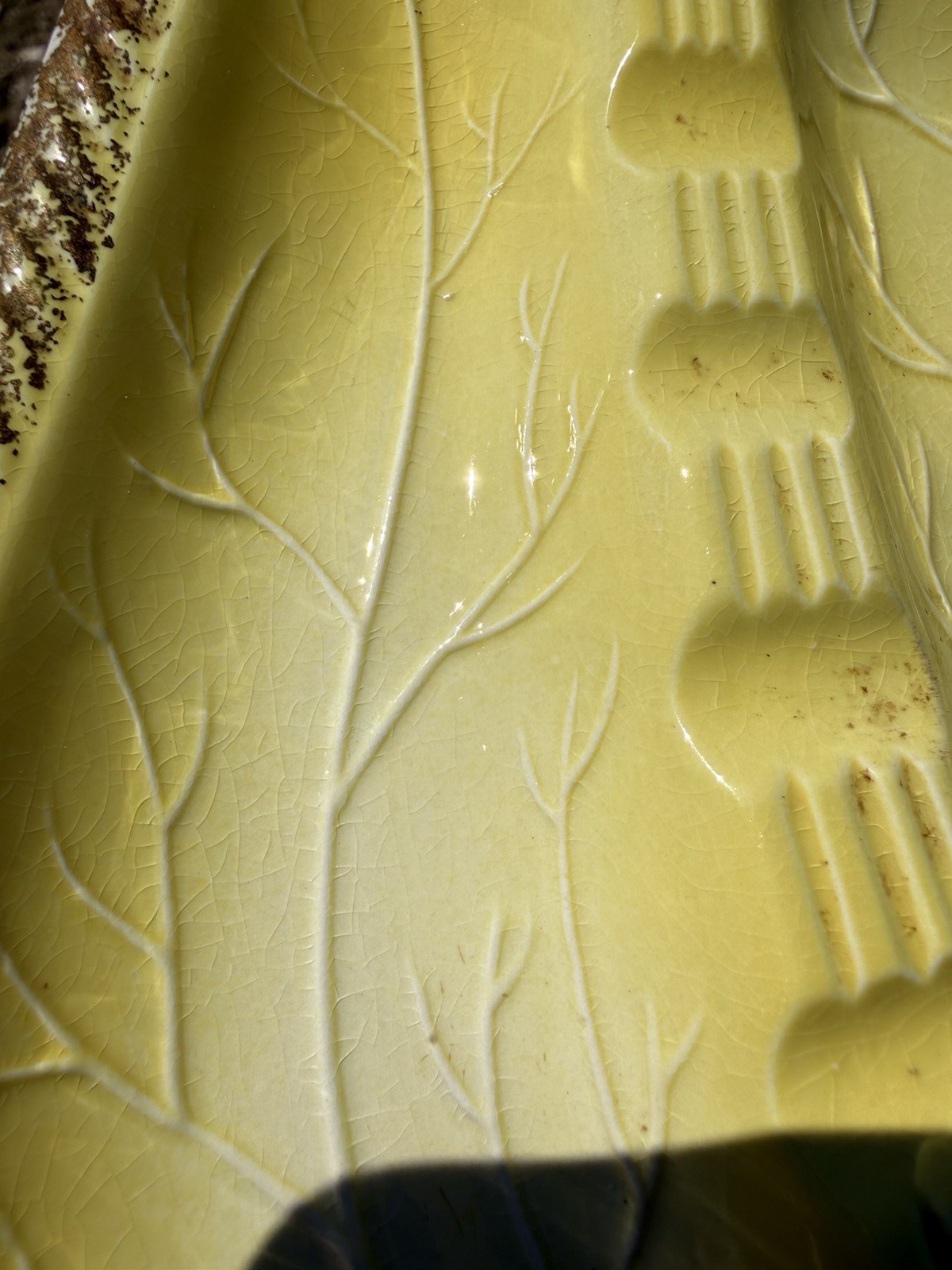 Vintage MCM Leaf Shape Ceramic Ashtray Trinket Dish Yellow W/ Gold Accent 9.75″