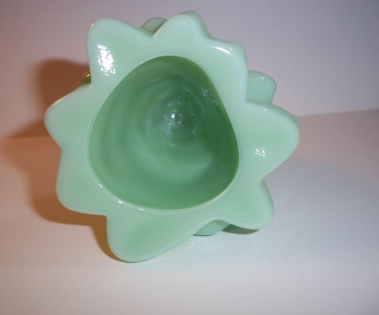 Mosser Glass Jade Jadeite Green 5.5″ Medium CHRISTMAS TREE Figurine