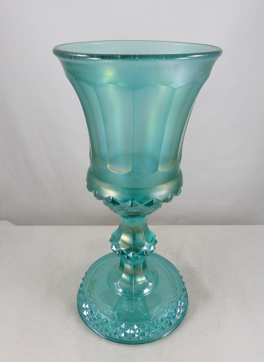 Fenton 4602 SS Stiegel Green Stretch 9½” Tall Urn No Lid