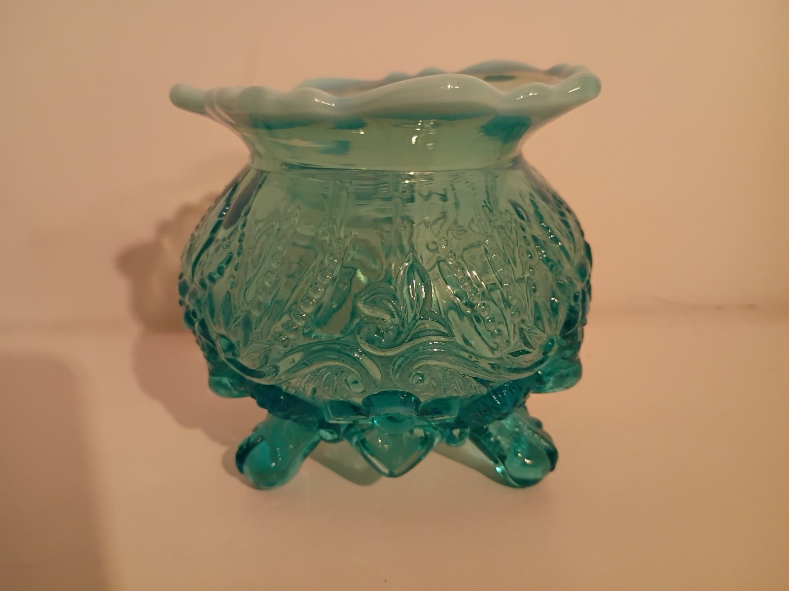 Sowerby Lt Blue Opalescent Piasa Bird Rose Glass 4.5″ Tall 4″ Dia Bowl No Damage