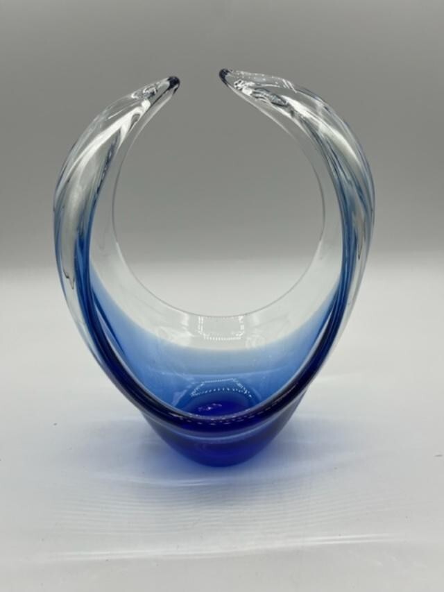 Art Glass Basket Split Handle Crystal Clear and Blue No Chips Cracks Or Damage