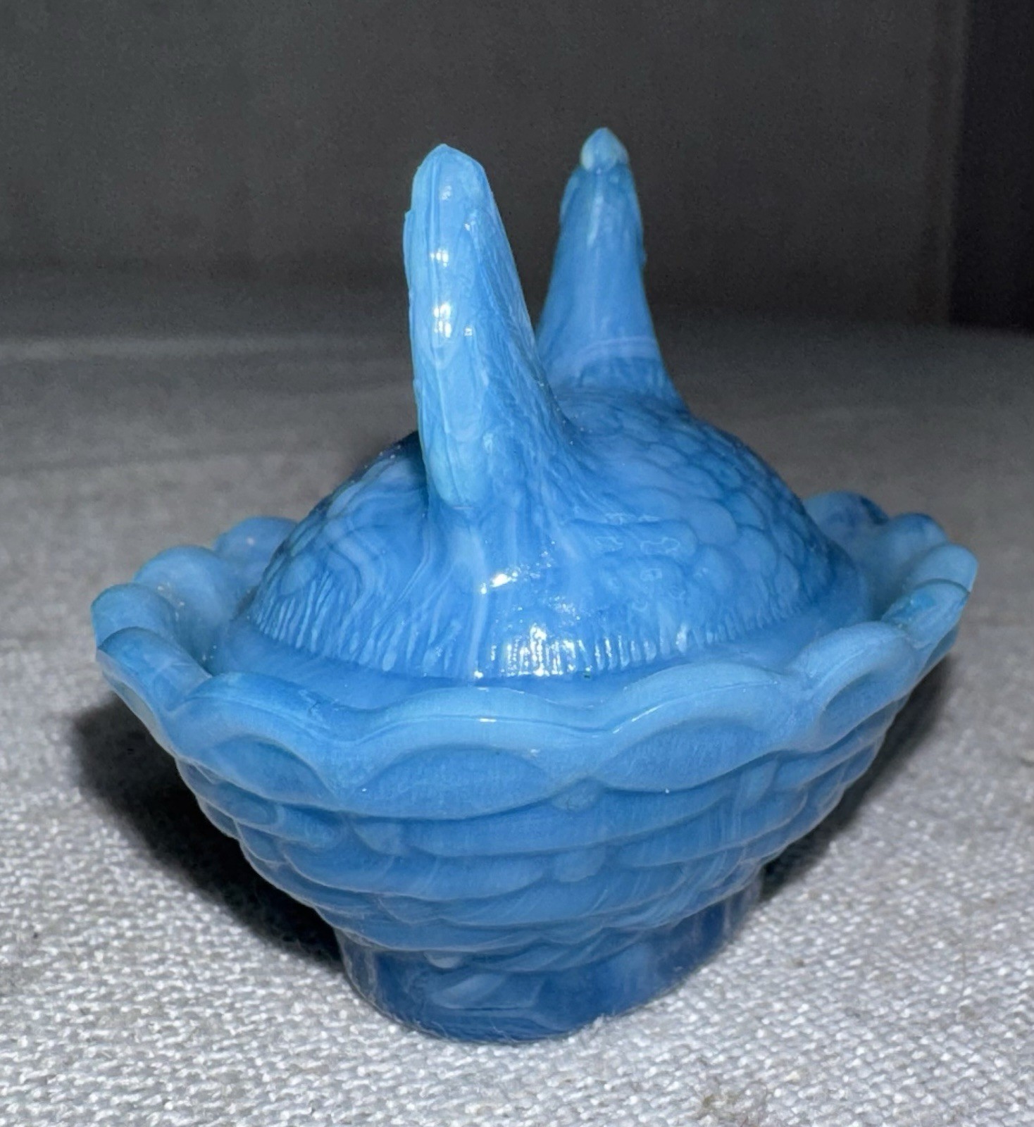 Boyd Art Slag Glass Mini Chick Salt HEN on NEST HON #175 Fantasia Blue Chicken