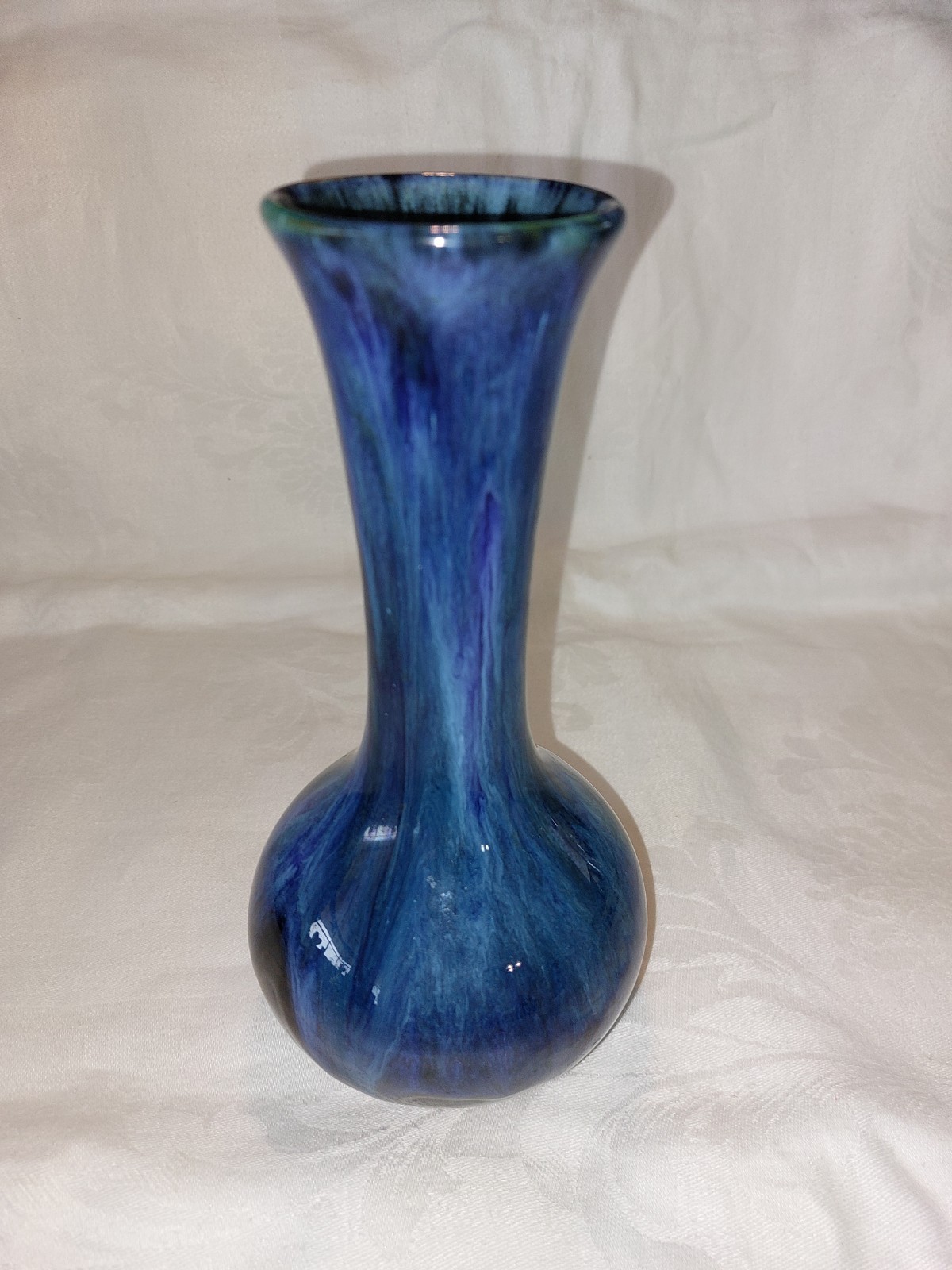 Vtg 8-1/2″ Blue Mountain Pottery Cobalt Blue Flower Drip Glazed Vase VGC