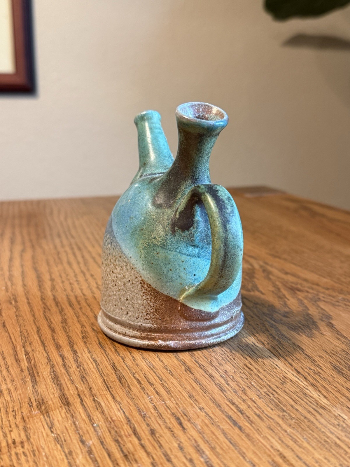 Mid century modern Studio Art Pottery ceramic vase signed 4 1/2”
