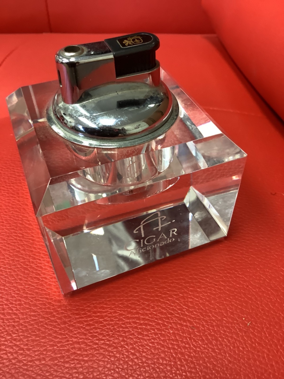 Vintage Cigar Aficionado Crystal Glass Table Cigarette/Cigar Lighter
