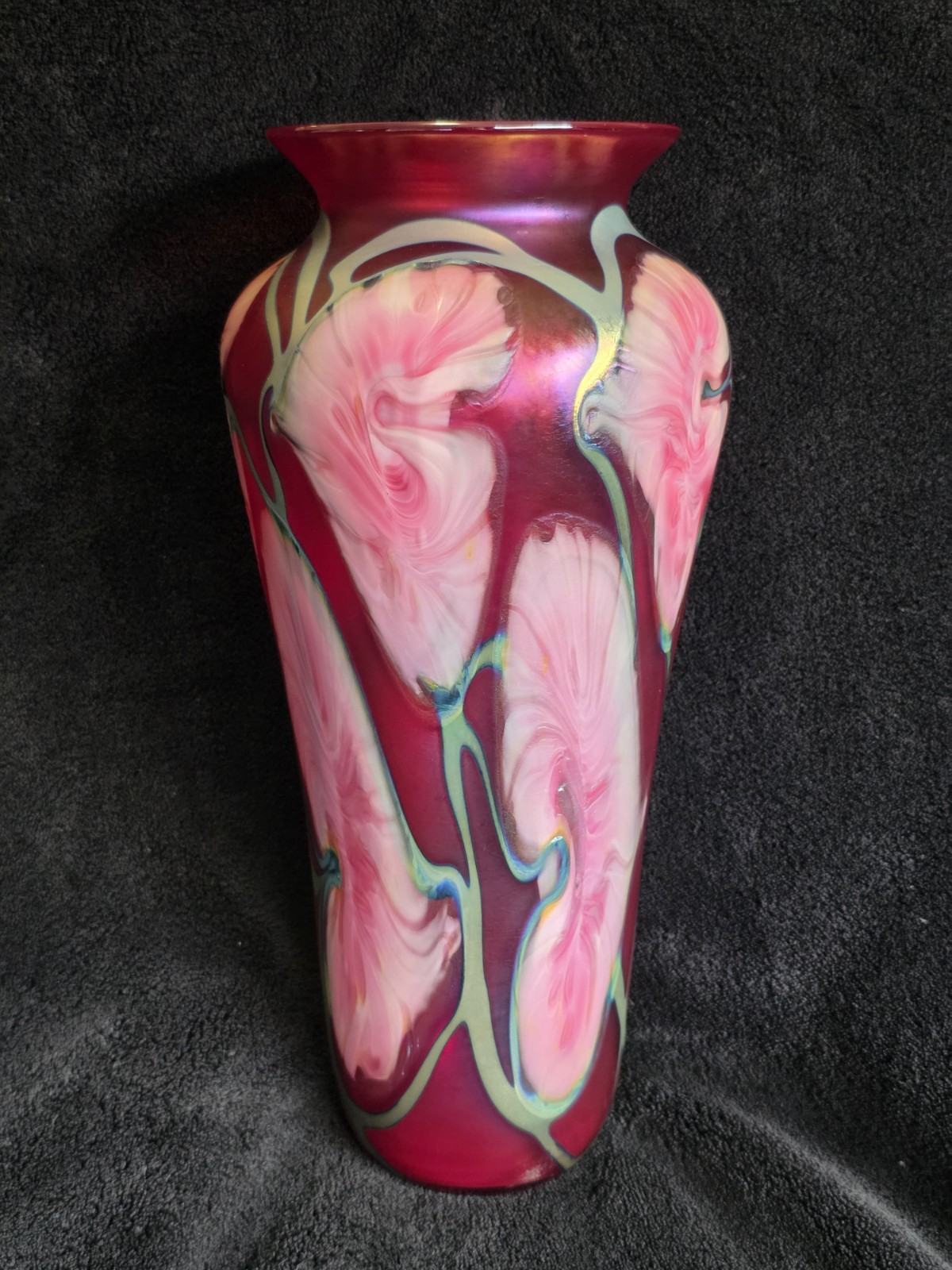 * Gorgeous JOHN LOTTON Signed 1992 Iridescent 10.5″ Art Glass Vase