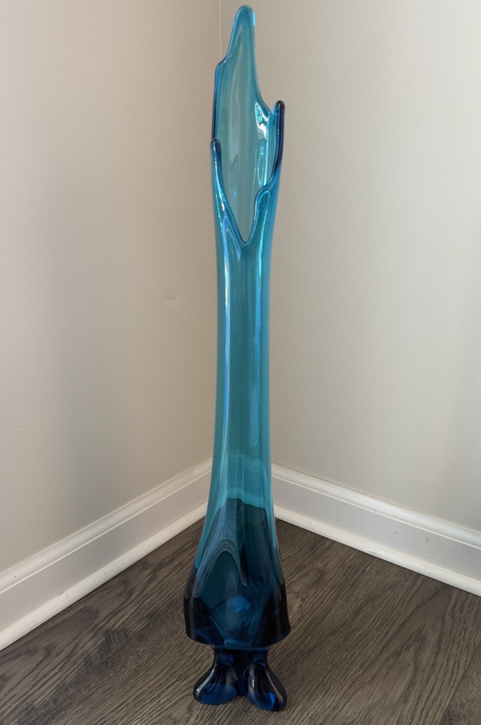 RARE Viking Epic Bluenique Swung Vase Tall 3-Toe Pedestal MCM Art Glass 24.75 In