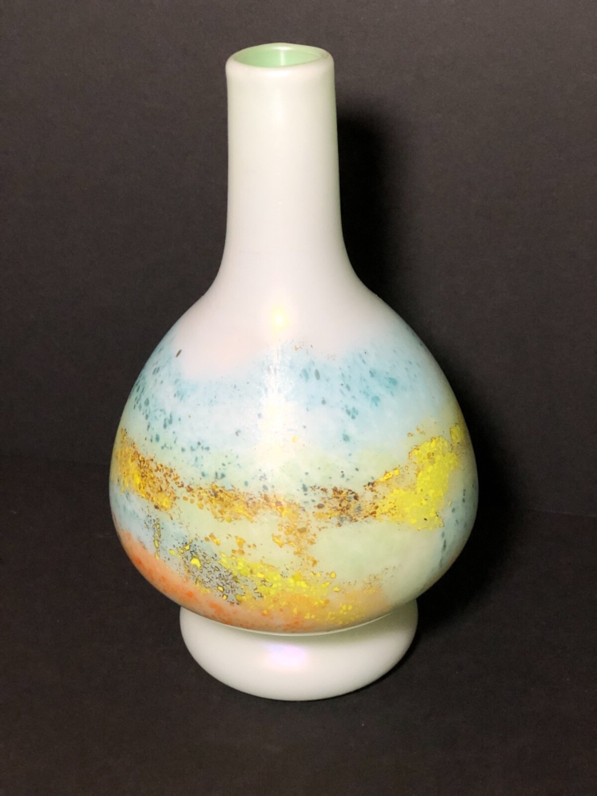 Vtg Hand Blown Art Glass Vase by artist Don Friel 1979 Wheaton Village