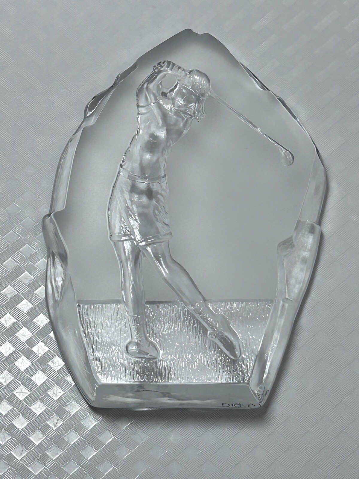 Nybro Sweden Crystal Etched, Female Golfer 6.5” Inches Tall Paper Weight