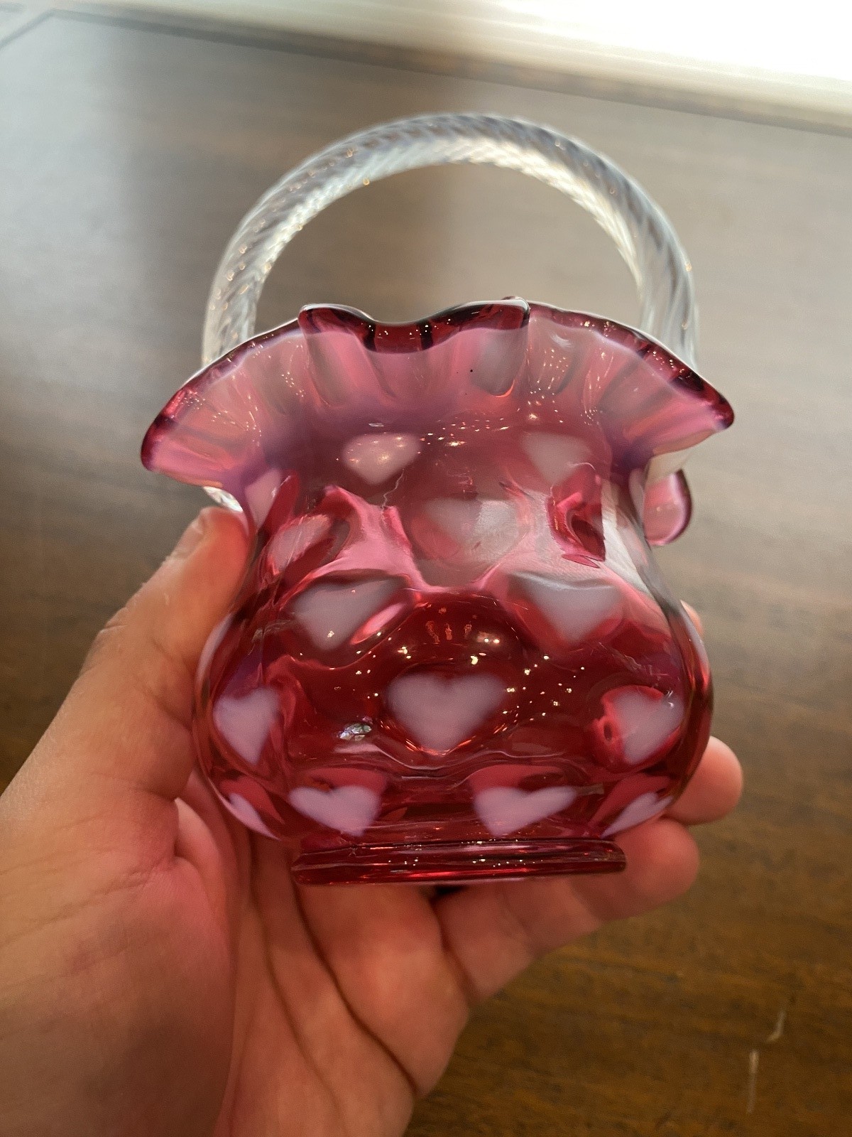 STUNNING VTG FENTON Cranberry Opalescent HEART OPTIC Swirl Handle Basket 6.25″H