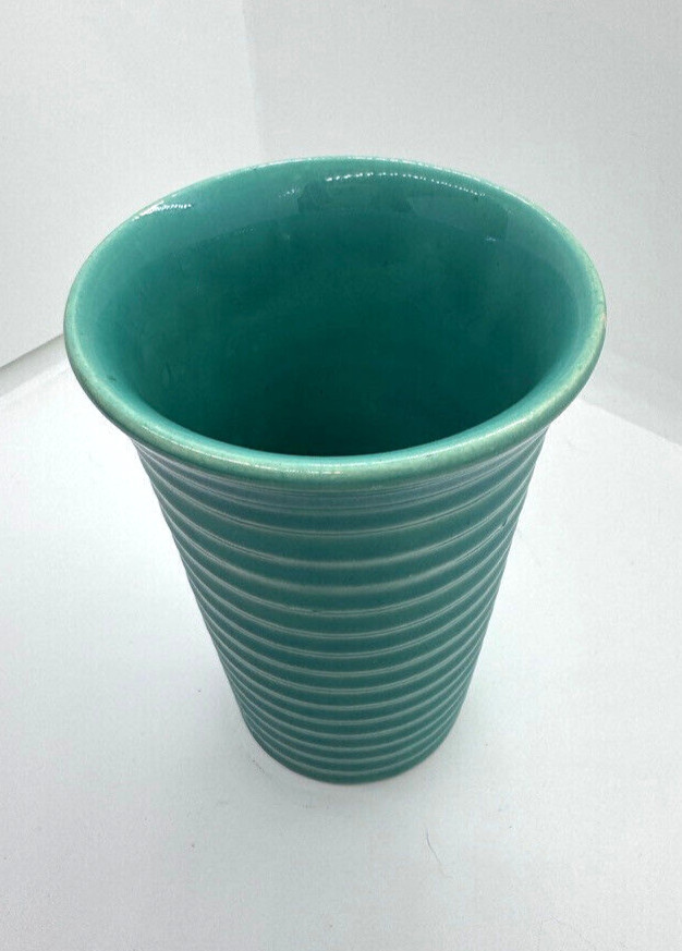 Vintage Bauer Pottery 6″ Green Ring Ware Vase – GOOD CONDITION