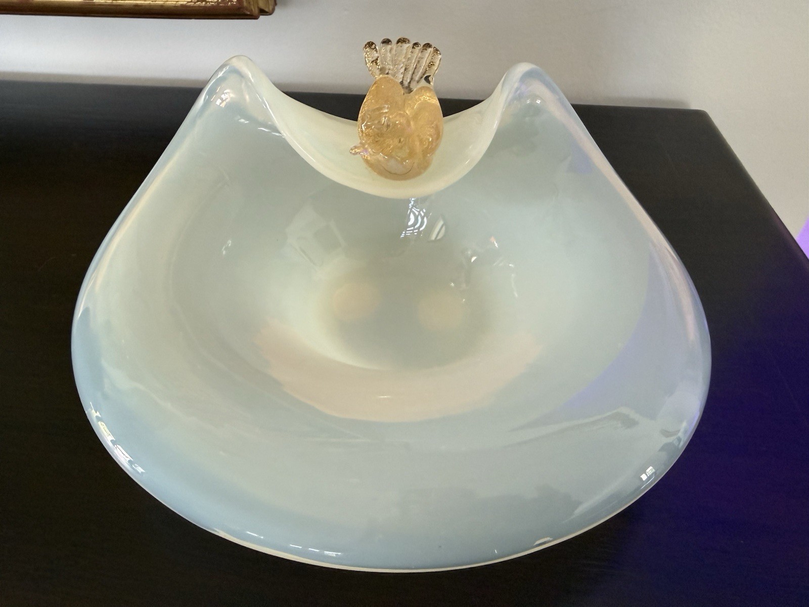 Mid 20th Century Murano Attributed Opalescent Glass Bowl Perchin Gold Fleck Bird