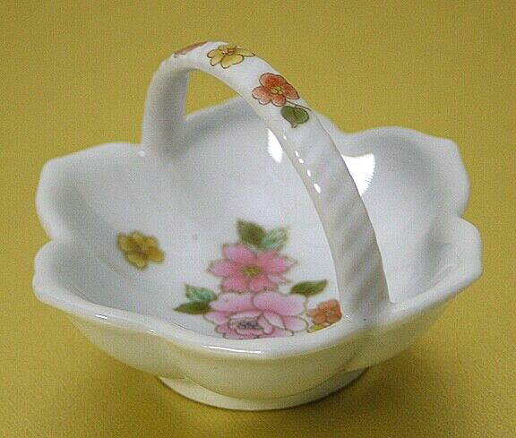 Takahashi Joy San Francisco Porcelain Trinket Basket