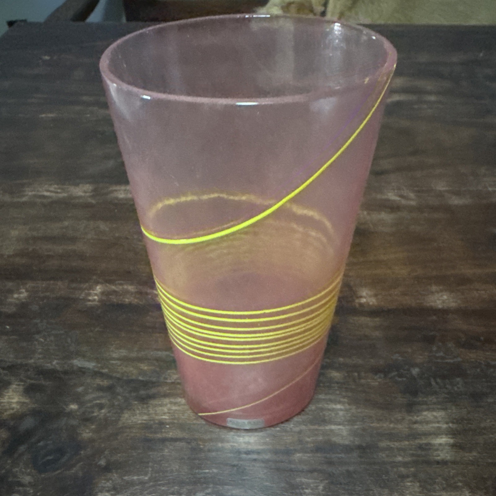 Kosta Boda Bertil Vallien Spiral 8″ Vase Pink & Neon Yellow Swirl Sweden- READ