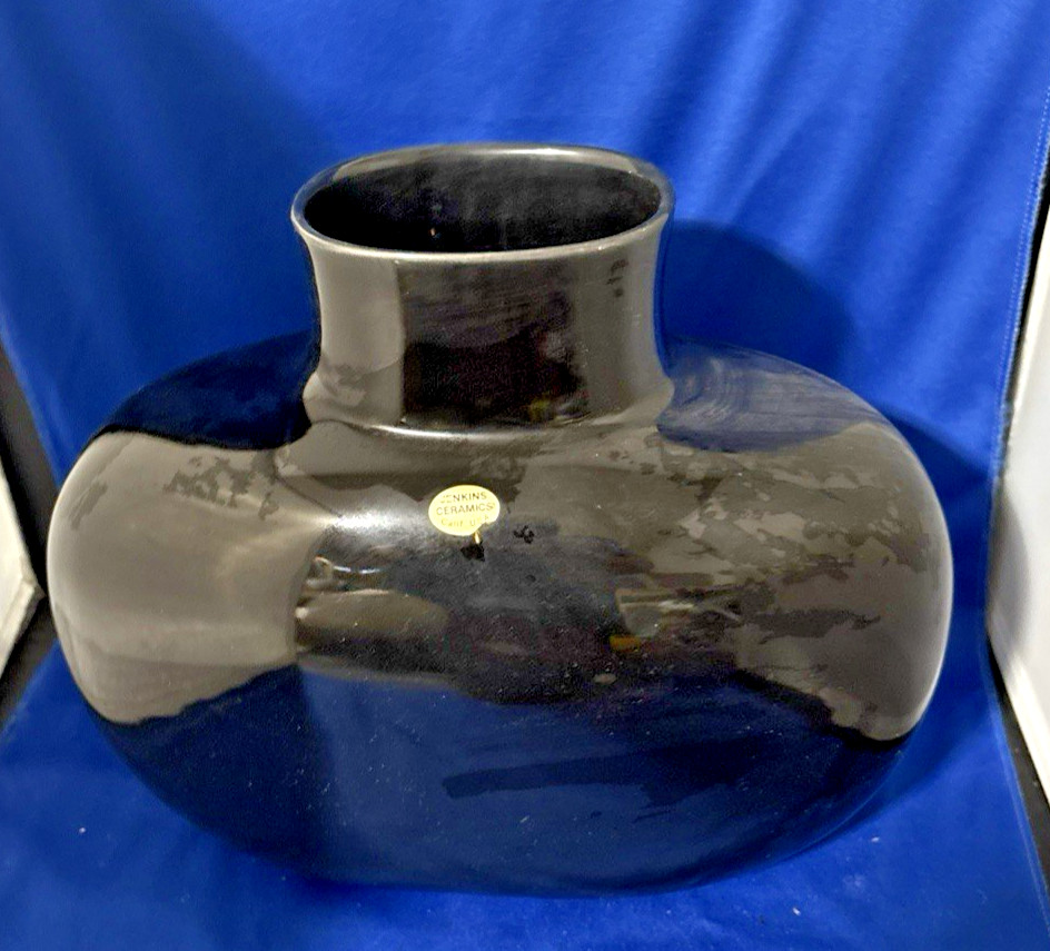 Vintage Jenkins Ceramics Black Ceramic Vase 9 X 11.5 X 4 Inches