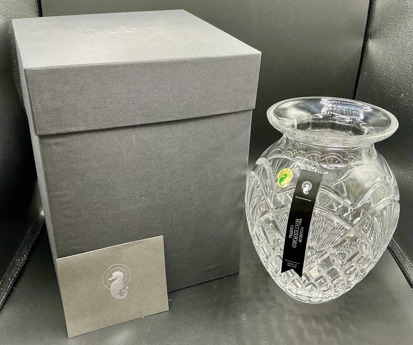 NIB HOUSE OF WATERFORD Dublin Doors 10” Fan & Diamond Cut Vase Lead Crystal