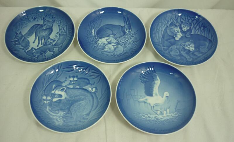 B & G Bing & Grondahl Blue Mothers Day “Mors Dag” Plate Lot 5 1979, 81-4 22J074