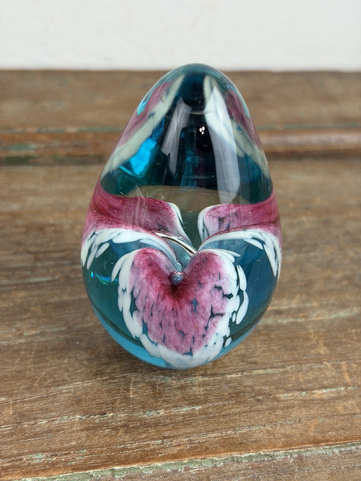 Signed GES Glass Art Studio PURPLE BLUE LILY Egg Paperweight 1994 2.75”