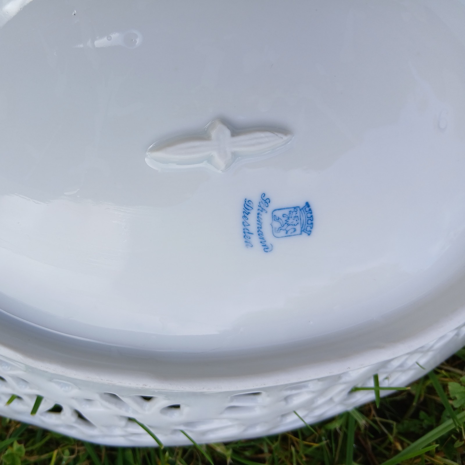 Dresden Basket Porcelain Twin Handled Reticulated 26cm