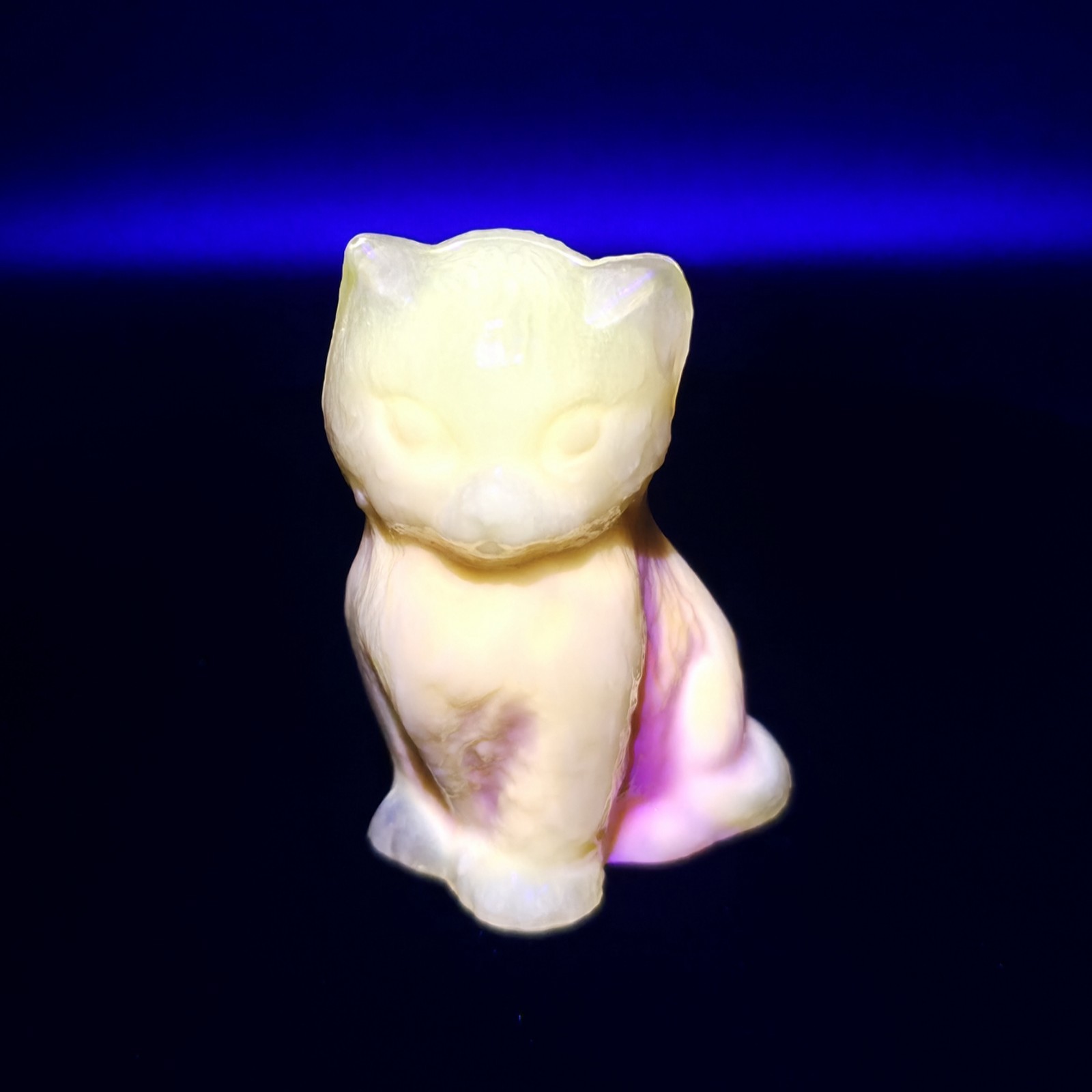 GLOWS Boyd Miss Cotton the Kitty Banana Cream 4th 5 Yrs (1993-98) Cadmium