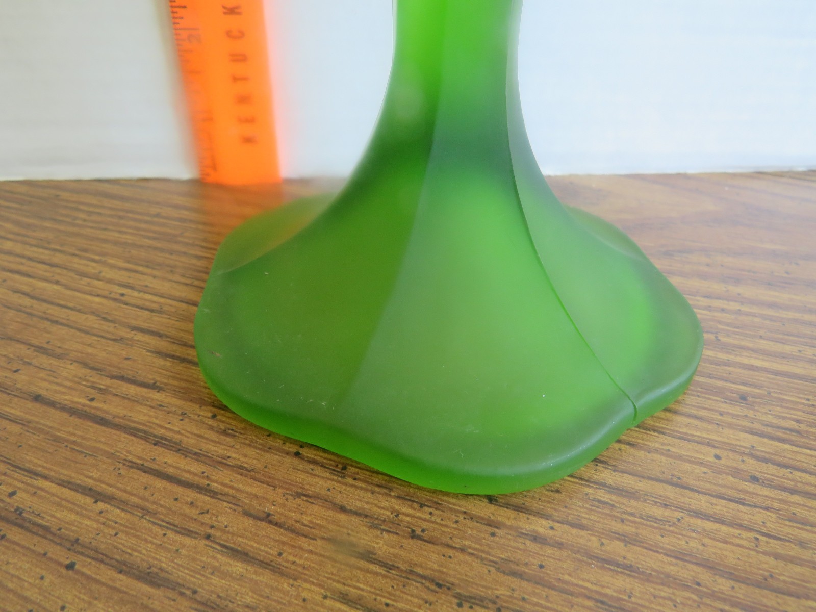Indiana Glass Avocado Green Diamond Point Footed Pedestal 11″ Goblet/Urn/Vase