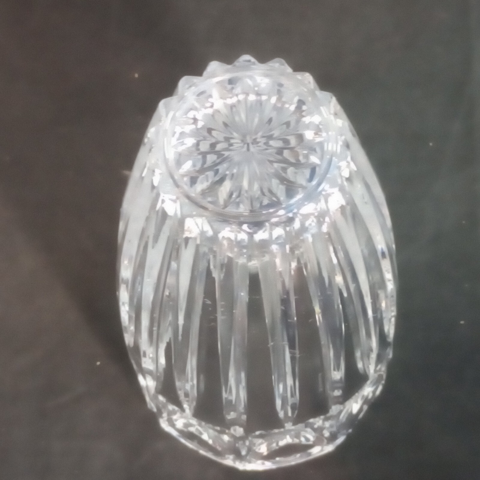 Fifth Avenue Heavy 24% Lead Crystal Vase With Hearts Scalloped Edge EUC 7 3/8″