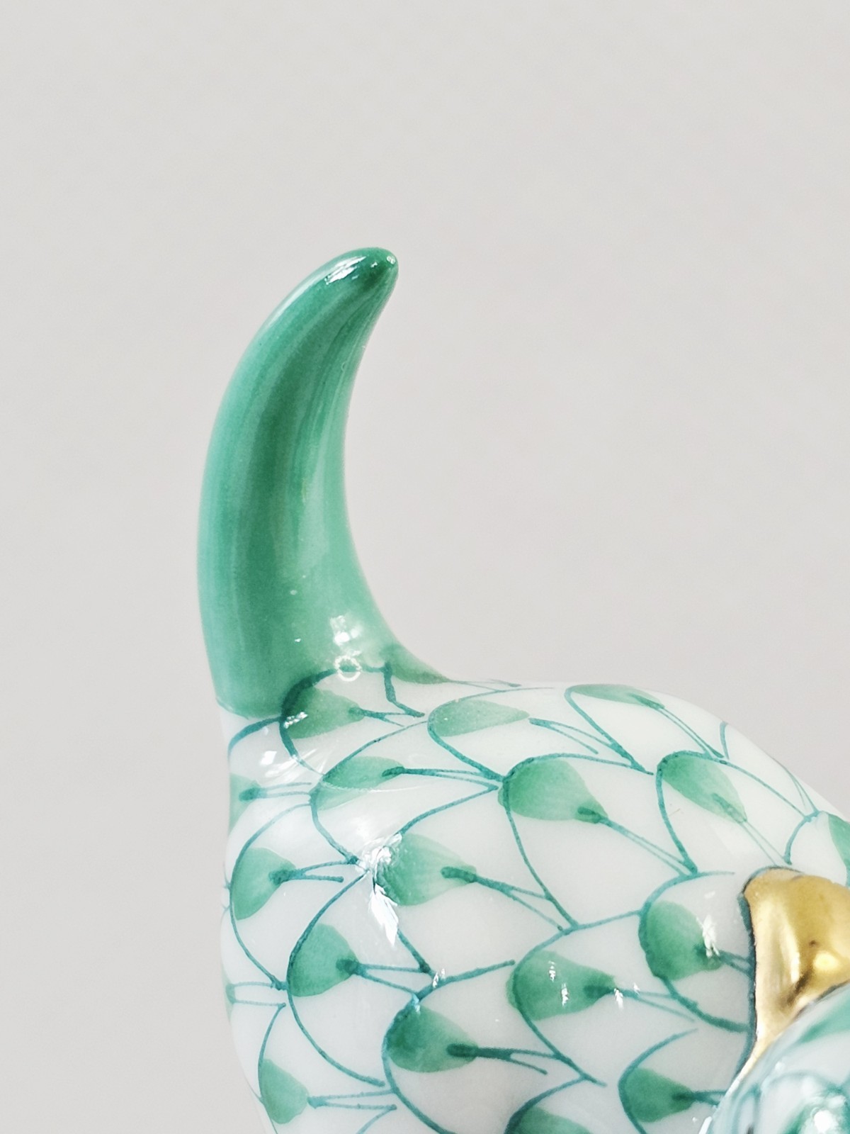 Herend Mischievous Cat On Yarn Ball Green Fishnet Miniature Porcelain Figurine