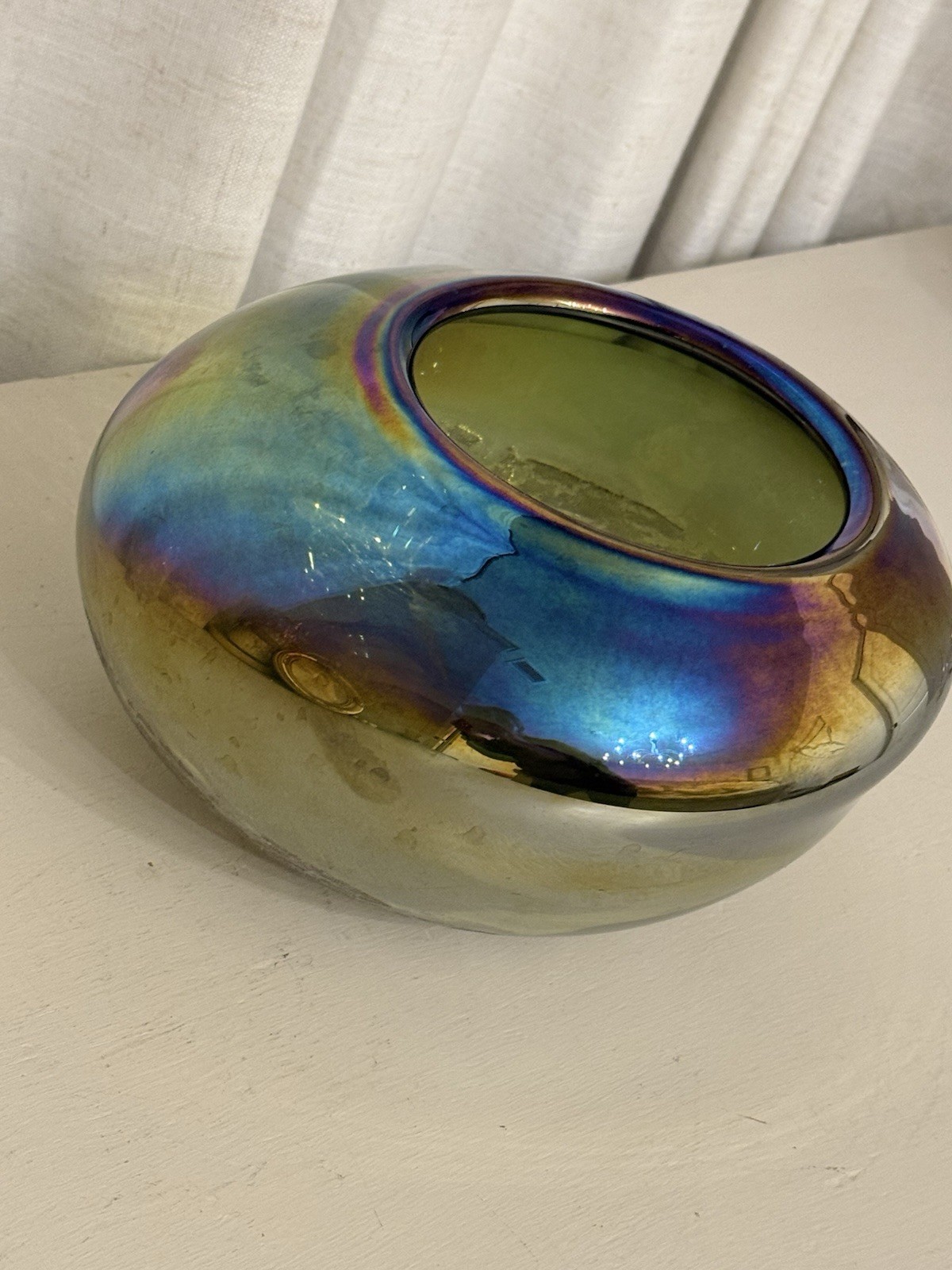 Vtg Hand Blown Art Glass 8″ Squat Pebble Vase Iridescent Rainbow Fumed Textured