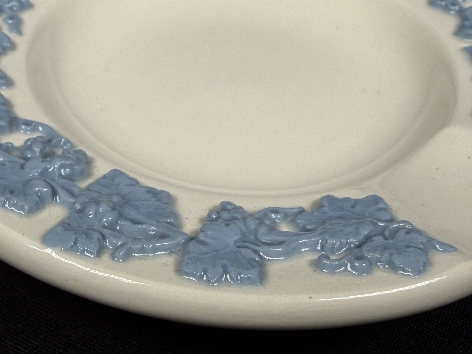 Wedgwood Queensware Lavender Blue on White Cream Cigar Ashtray Made in England