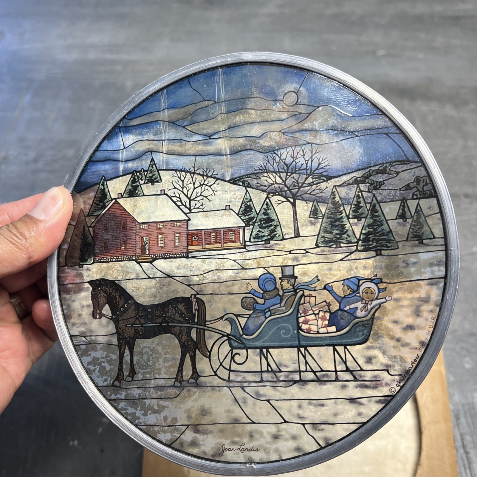 Glassmasters Stained Glass Suncatcher Joan Landis 1989 Winter Sleigh No Chain