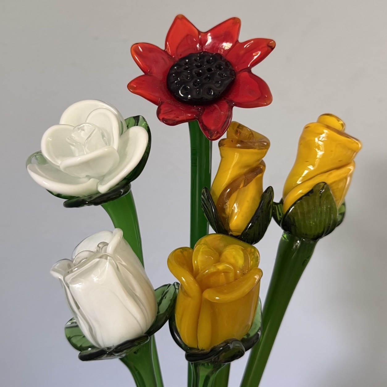 (6) Art Glass Long Stemmed Flowers Rosebud Sunflower Tulip White Yellow Red