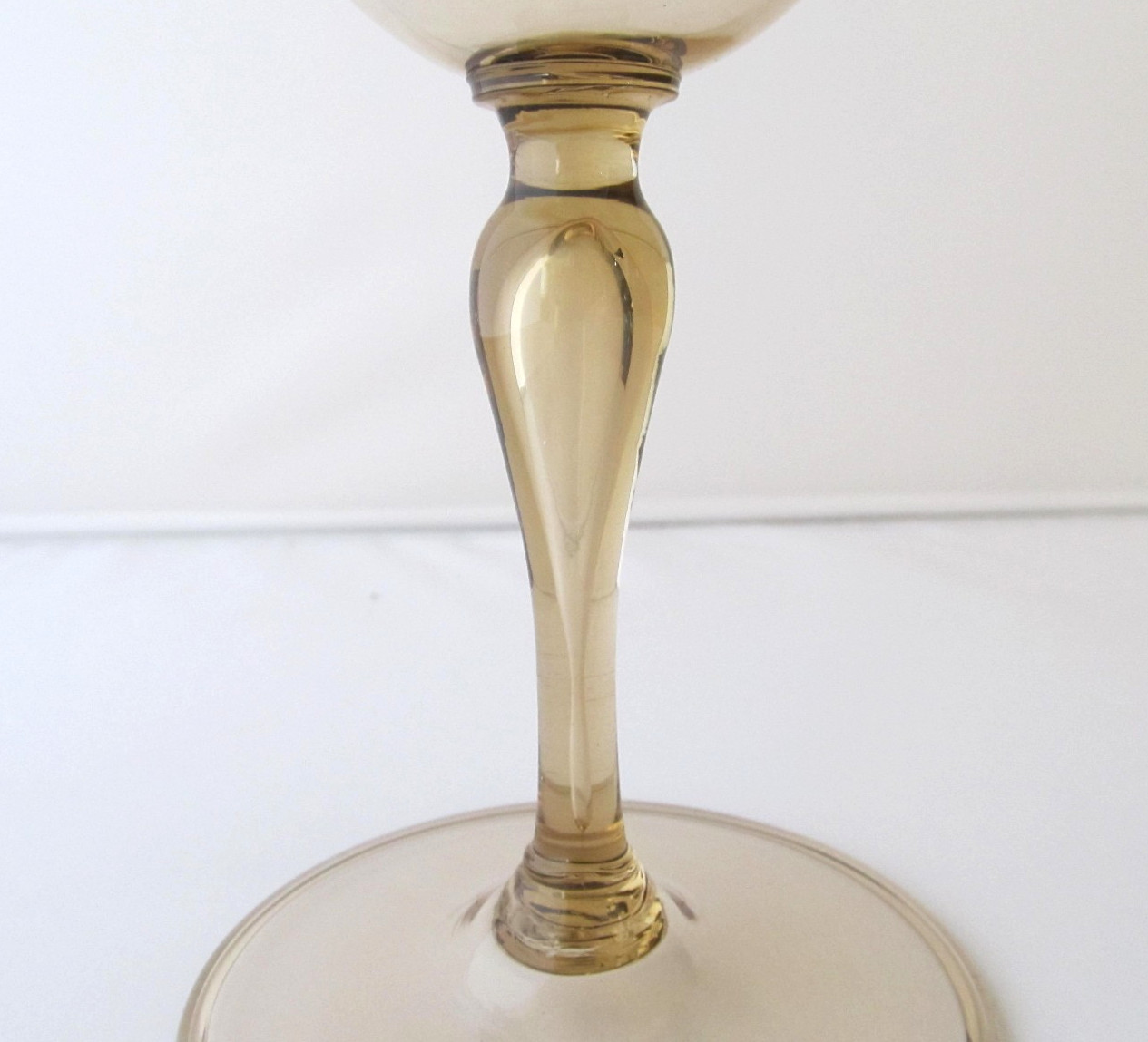 Vtg. Venetian Murano Glass GOBLET Handblown E. Barovier Victorian Scene