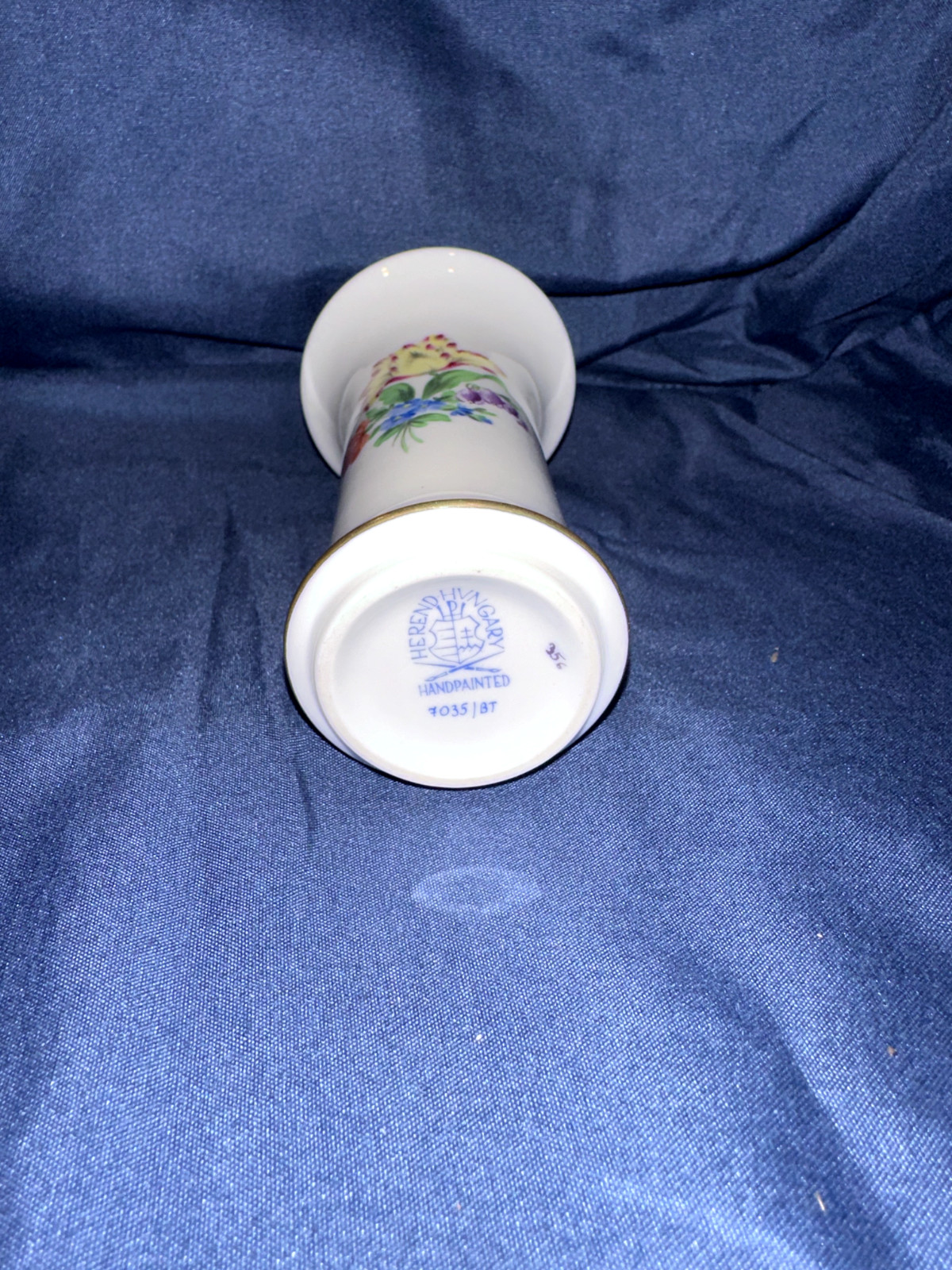 Herend Small Vase with flower motif, 3.25 in tall, .75 inches wide