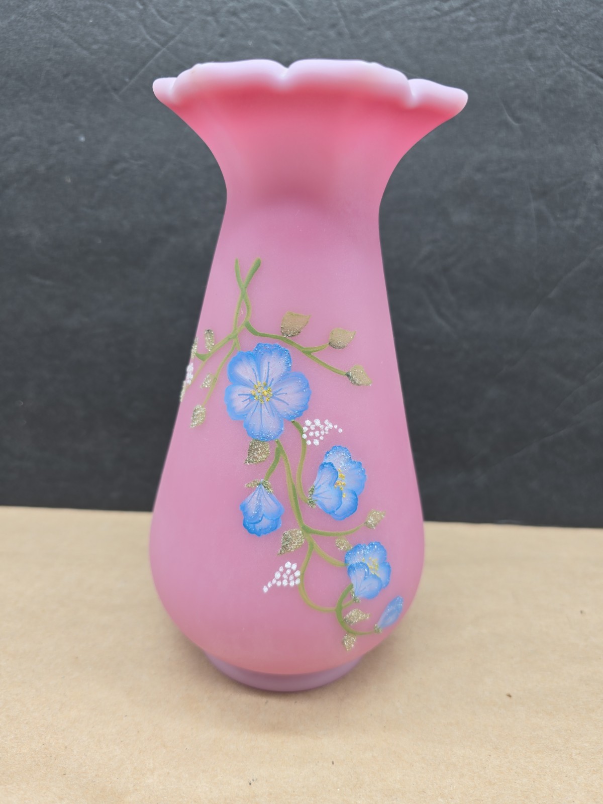 Rare Fenton “MORNING GLORIES ON ROSE QUARTZ VASE” HP by Marilyn Wagner