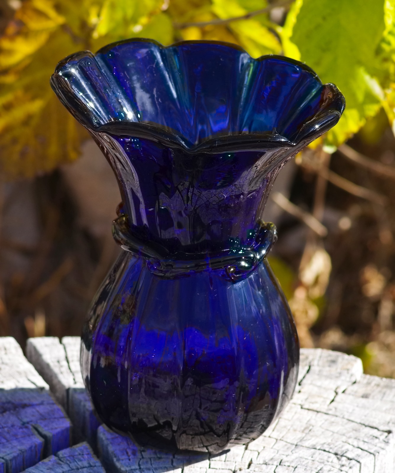 VINTAGE Cobalt Blue Glass VASE 7 1/2″ ART DECO Made in USA 1930’s RARE FIND!