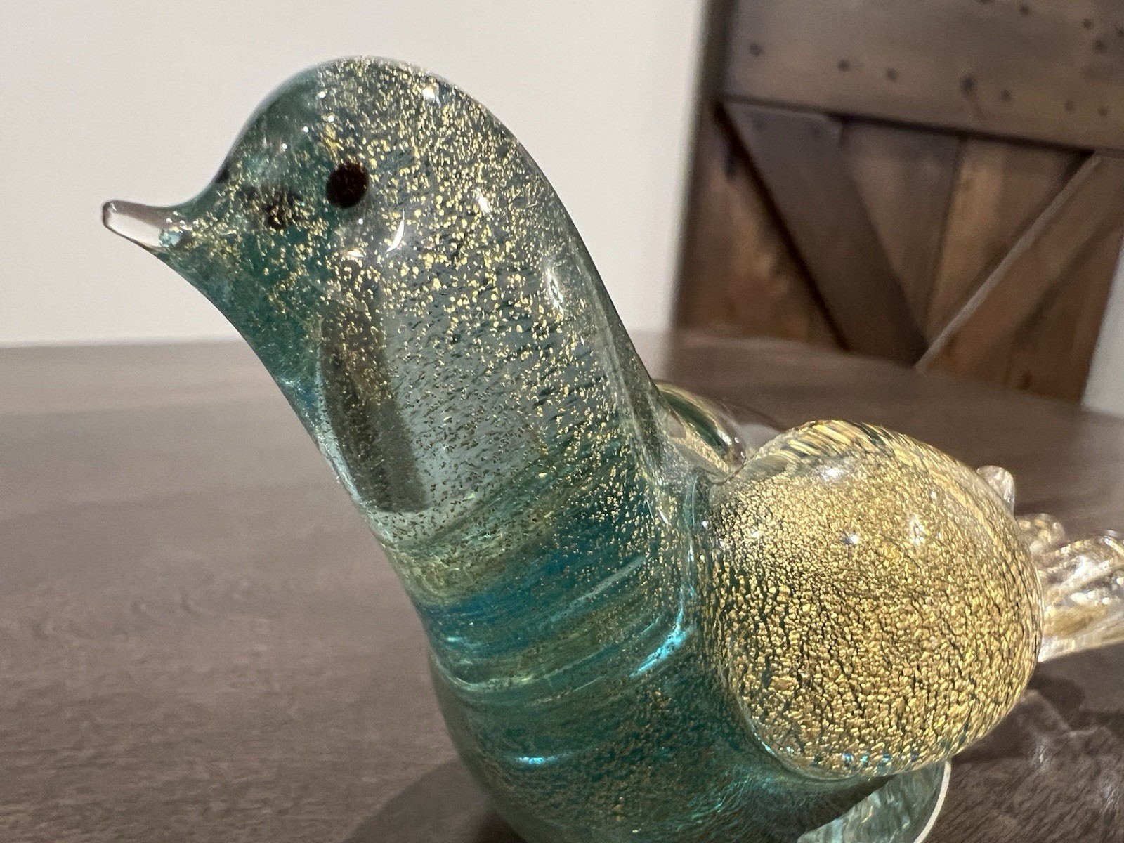 VTG Seguso Vetri d’Arte Murano ‘Polveri’ Glass Bird Infused With Fine Gold Leaf!