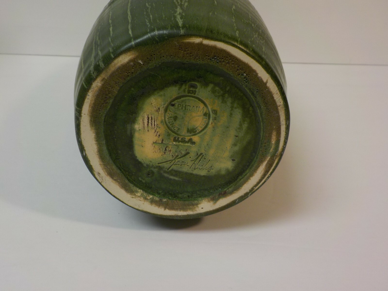 EPHRAIN Faience Pottery Frog-Skin 11.5″ Matte Vase, signed Kevin Hicks