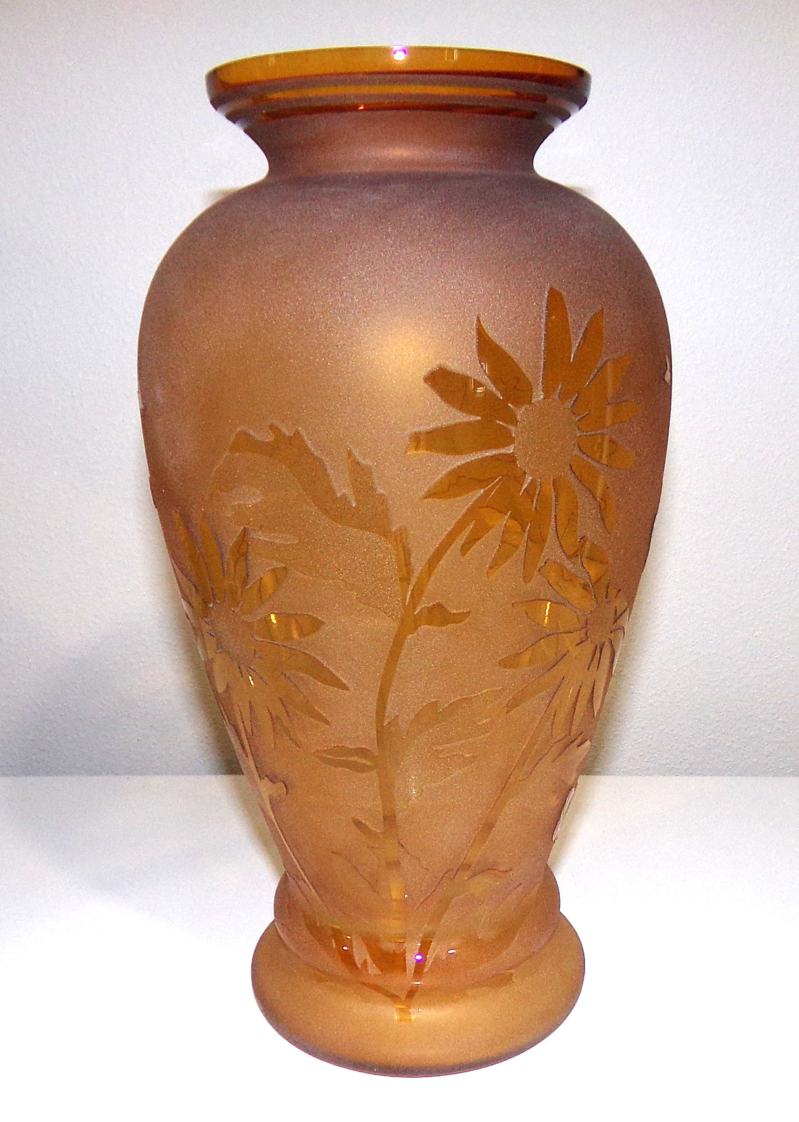 1994 Pilgrim Etched & Carved WILDFLOWERS Cameo Art Glass Vase Kelsey 902899