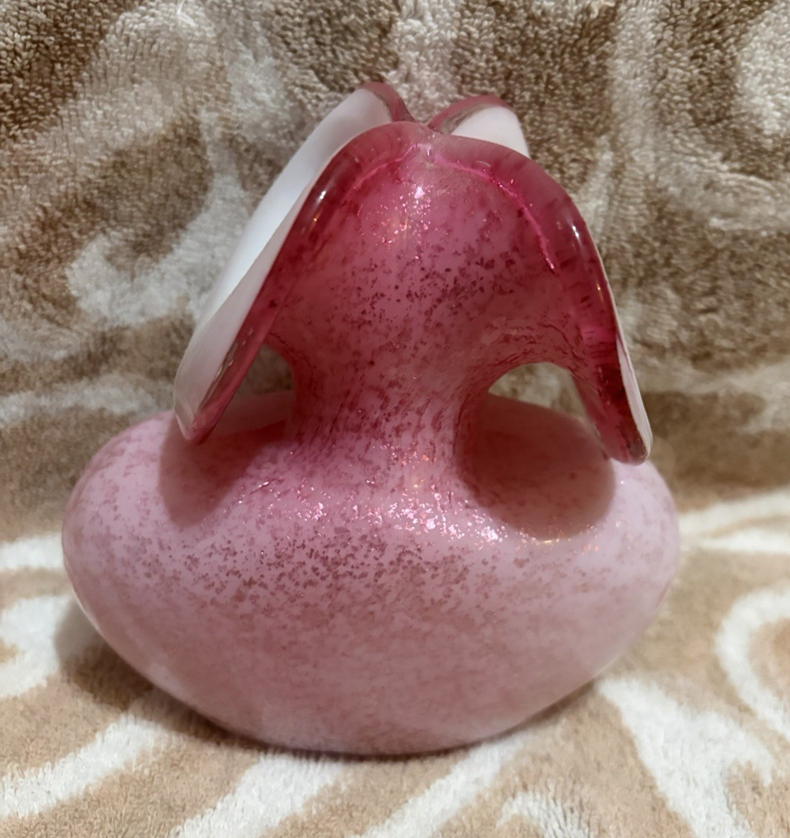 Unmarked Pink & White Spatter Art Glass Figurine Glossy Decorative Display