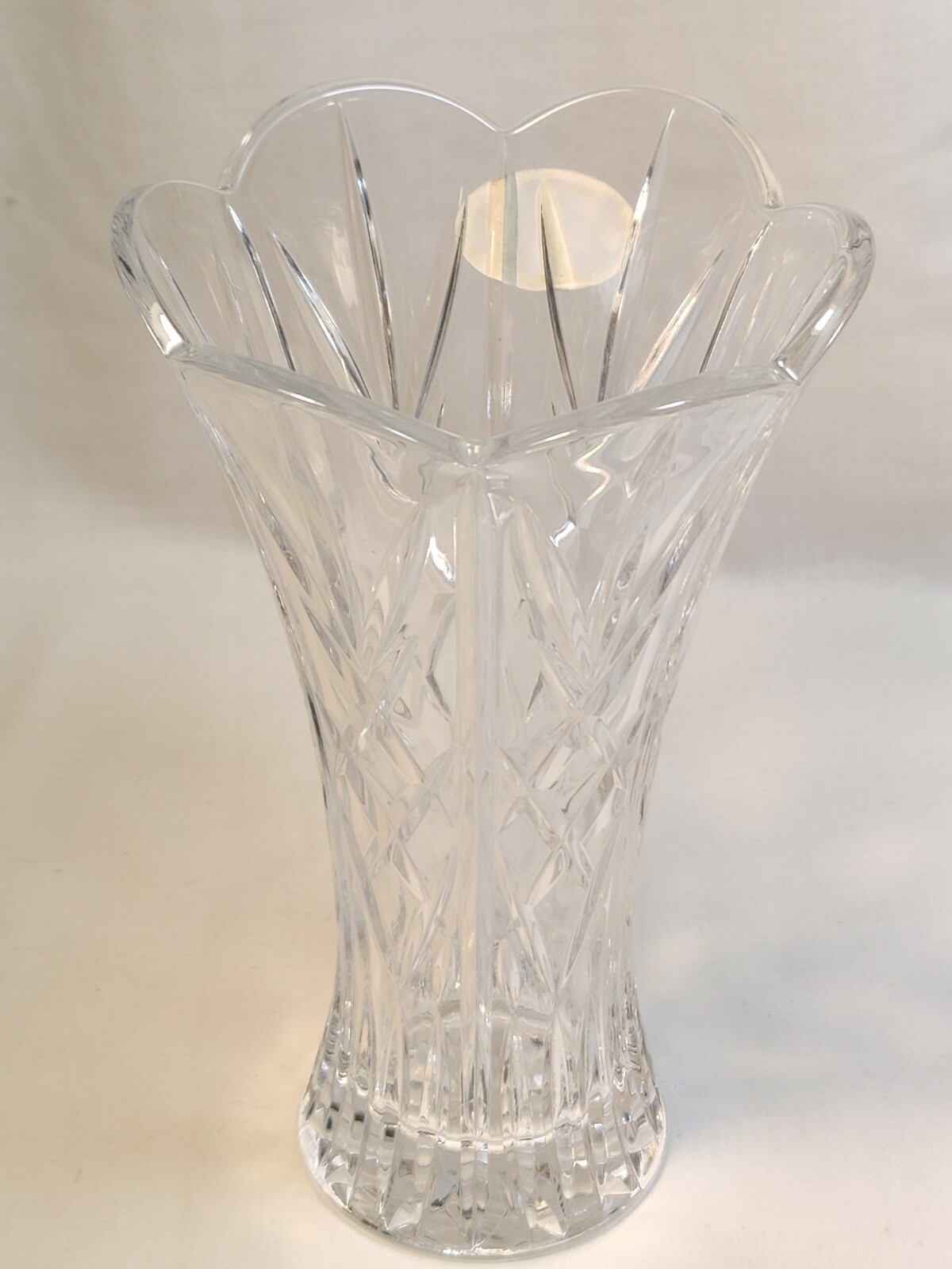 Crystal DePlomb / Cristal DePomo Lead Flared Scalloped 8-3/4″ Vase Made in USA